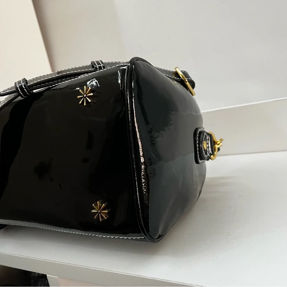 ISAAC MIZRAHI Black Patent Flower Boston Bag Satchel Tote
